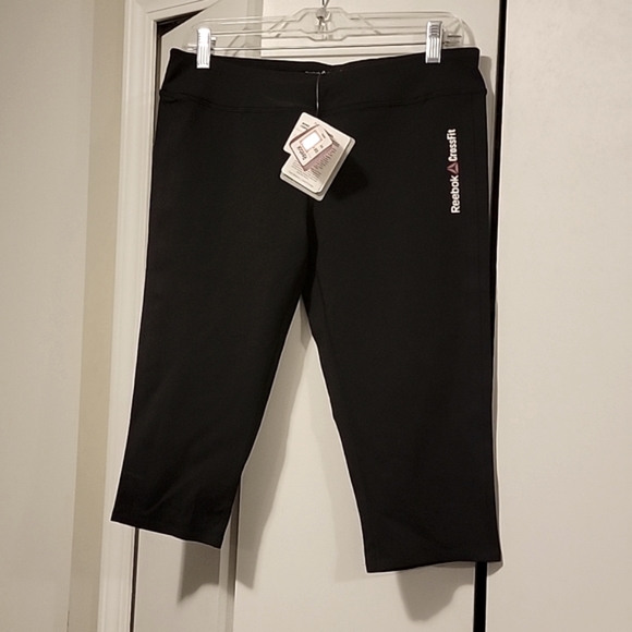 Reebox cross fit cropped leggings - Black NWT - Picture 1 of 4